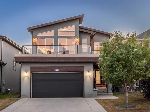 29 E Aspen Summit Point SW, Calgary, AB T3H 0V9