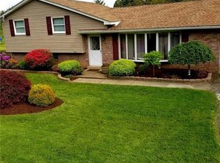 9720 Barnes Lake Rd, North Huntingdon, PA 15642