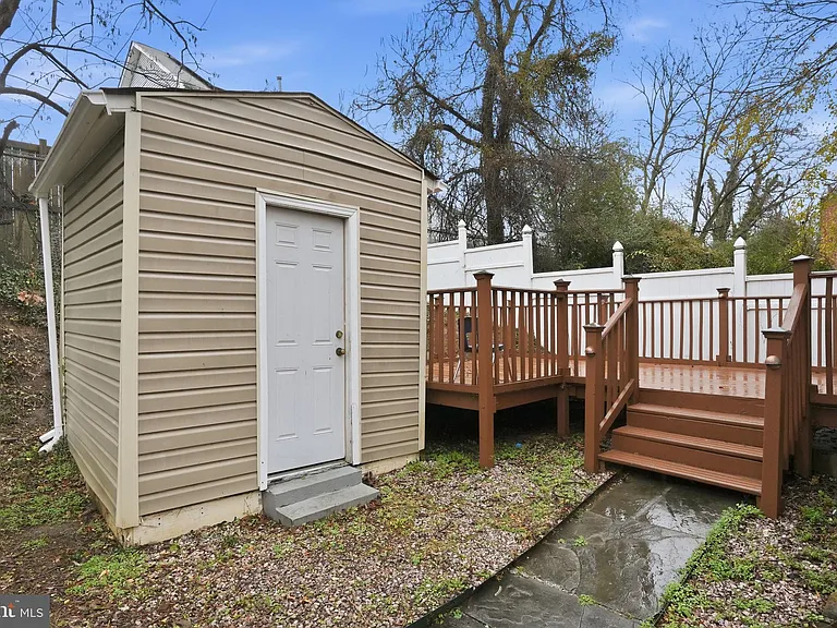 742 Congress St SE — Photo 17