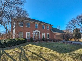 388 Gateshead Dr, Naperville, IL 60565