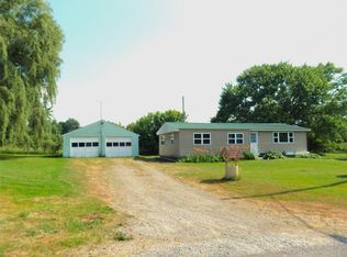 10219 Thrasher Rd, Cranesville, PA 16410