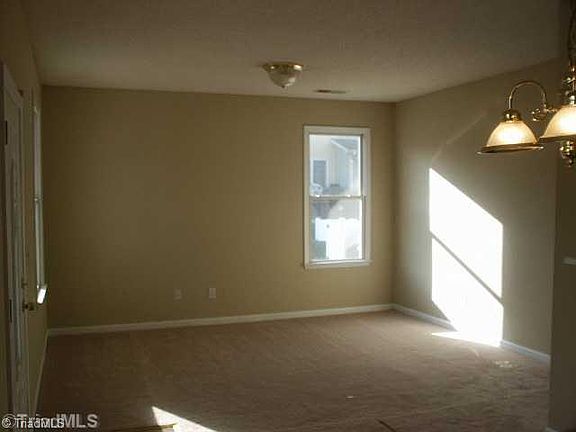 5th image of 1803 Evans Dr