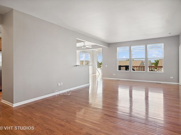 3rd image of 3121 Rockwell Cir
