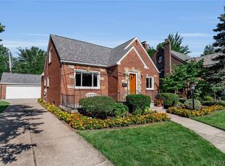 24 Wilshire Rd, Buffalo, NY 14217