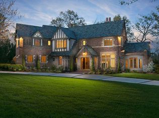 2340 Guilford Ln, Mission Hills, KS 66208