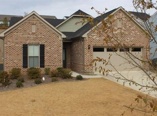 5717 Cypress Bluff Ln, Hoschton, GA 30548