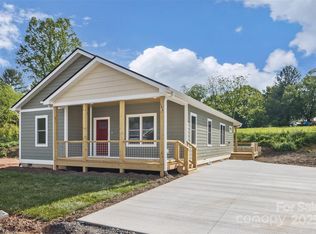 144 Peyton Elaine Rd, Clyde, NC 28721