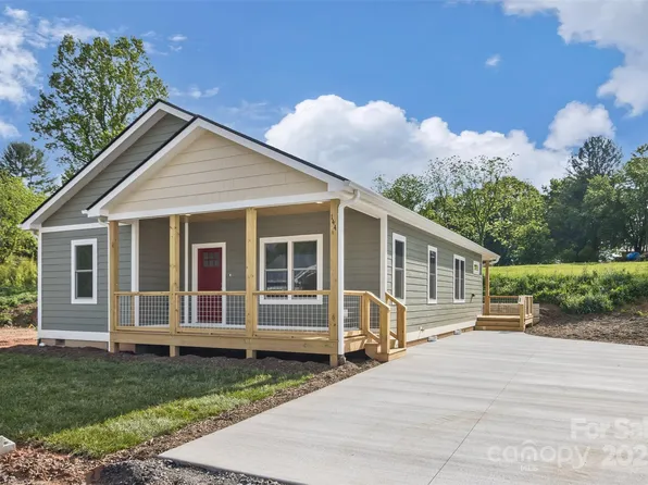 144 Peyton Elaine Rd, Clyde, NC 28721