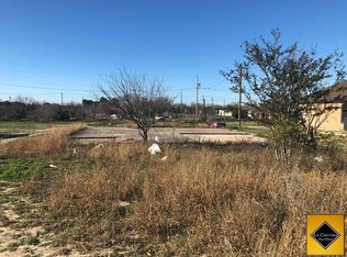 138 Winchester Rd, Eagle Pass, TX 78852