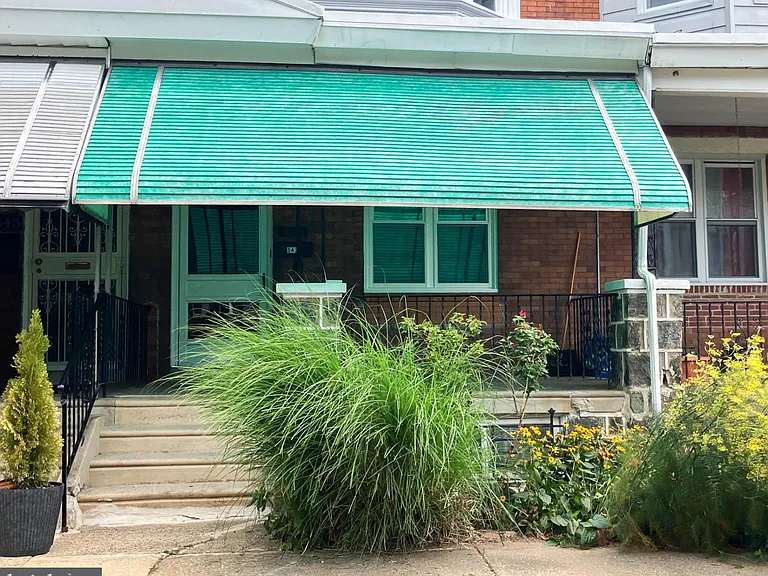 543 N Simpson St — Photo 1