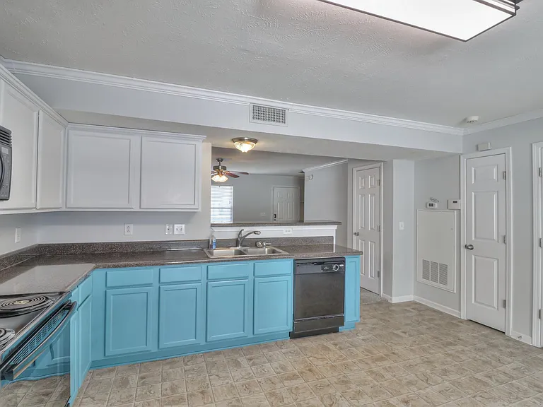 3134 Prater Ct — Photo 32
