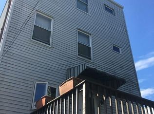 677 E 2nd St #R, South Boston, MA 02127