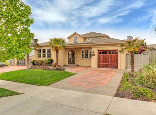 3873 Crystal Springs Dr, Medford, OR