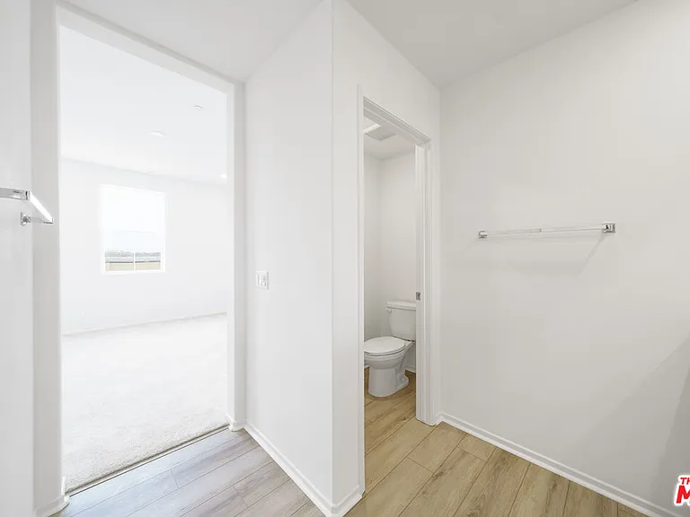 16151 Linden Ln #16151 — Photo 17
