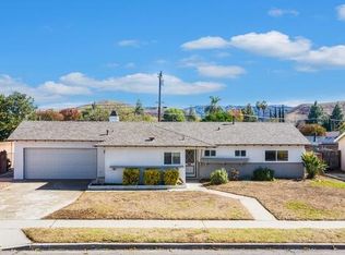 1690 Blackwall Dr, Simi Valley, CA 93063