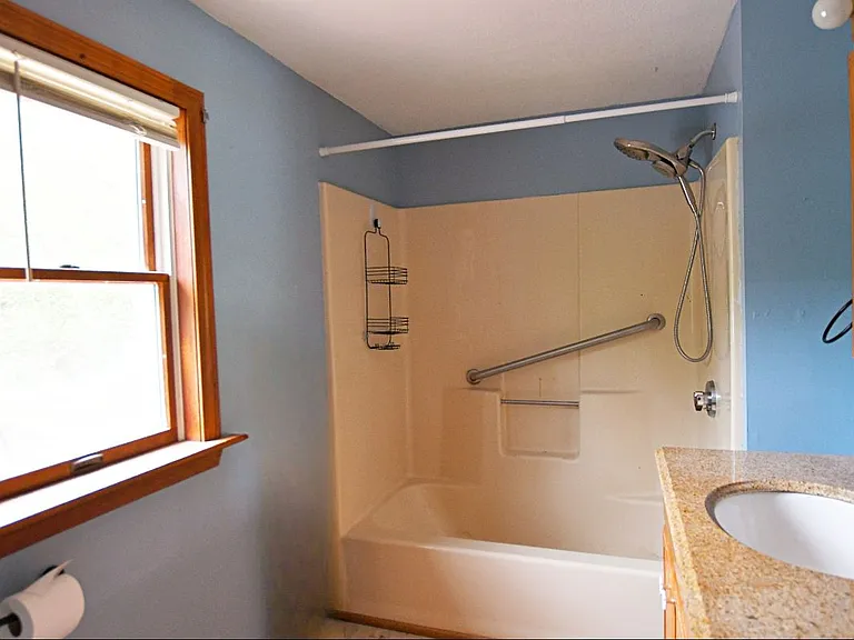410 Bald Hill Rd #A — Photo 21