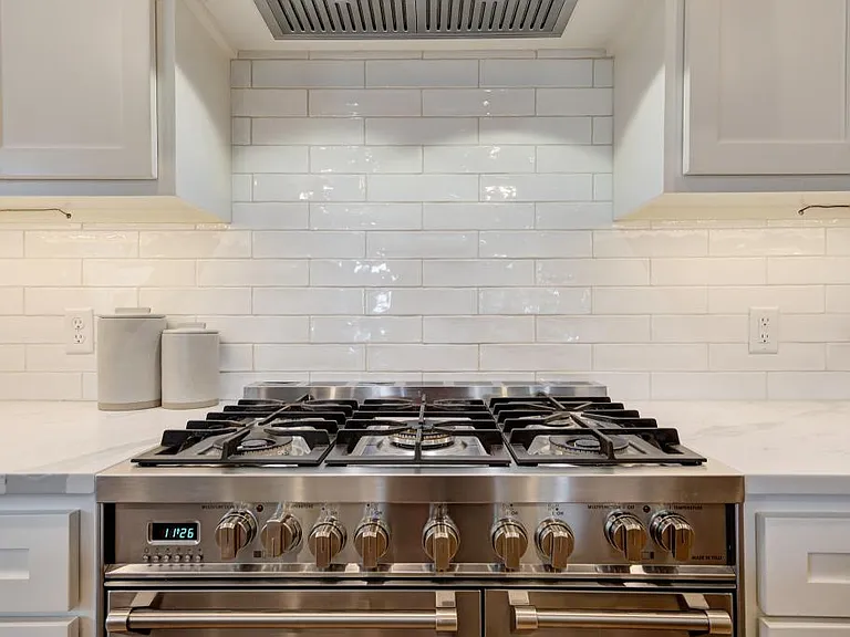 209 Pont De Normandie Ct — Photo 23