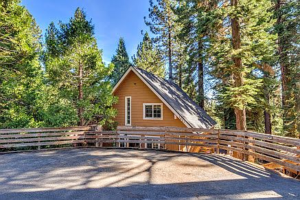 5th image of 1451 Washoe Way
