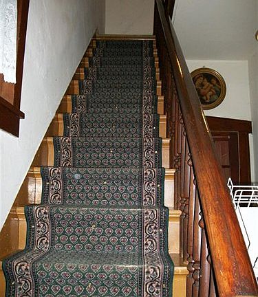 2nd image of 126 N Main St