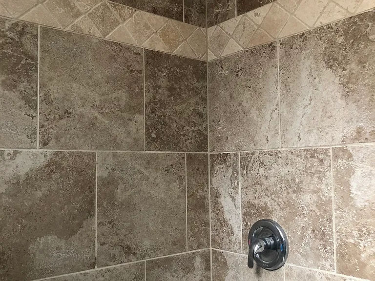 1923 N Bissell St #3 — Photo 8