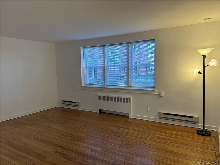 291 Manville Rd #2D — Photo 3