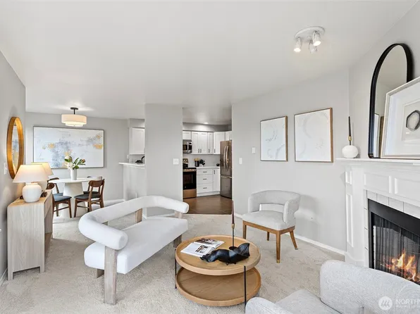 7814 Greenwood Avenue N #106, Seattle, WA 98103