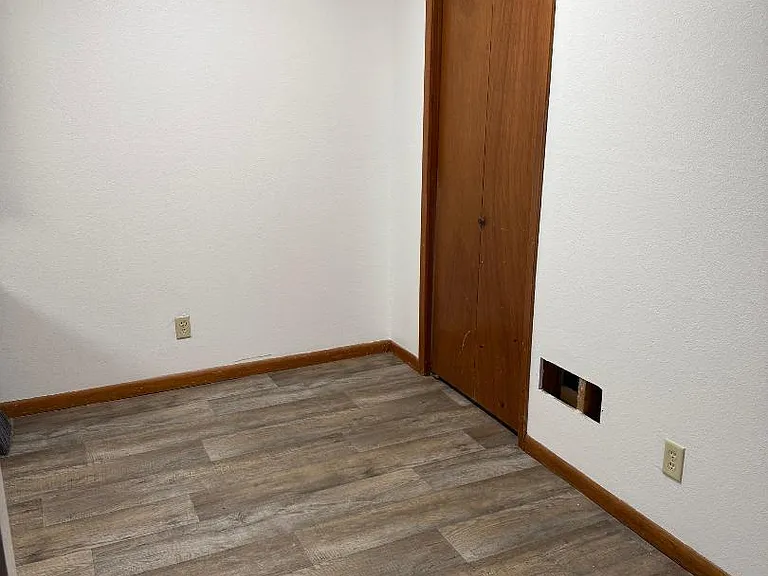 Unit Photo