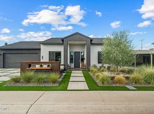 928 E Berridge Ln, Phoenix, AZ 85014