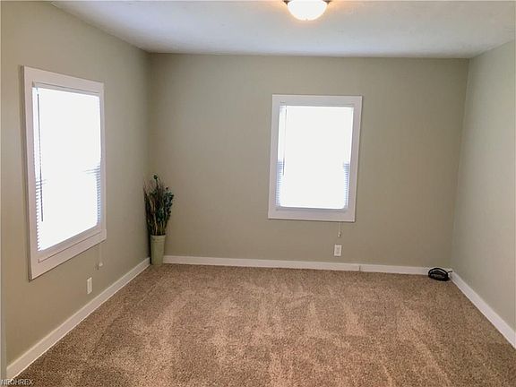 4th image of 1349 Grand Blvd