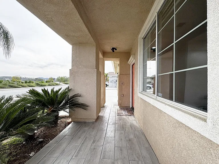 26876 Alta Mira St — Photo 6