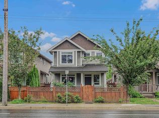 23942 Dewdney Trunk Rd, Maple Ridge, BC V4R1W2