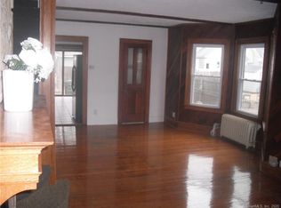 90 Phelps St, East Hartford, CT 06108