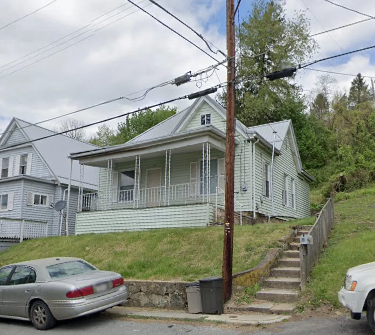 2 bed, 924 sqft, $975 — Photo 1
