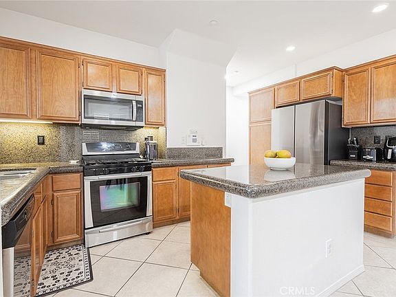 2nd image of 27923 Cactus Ave Unit B
