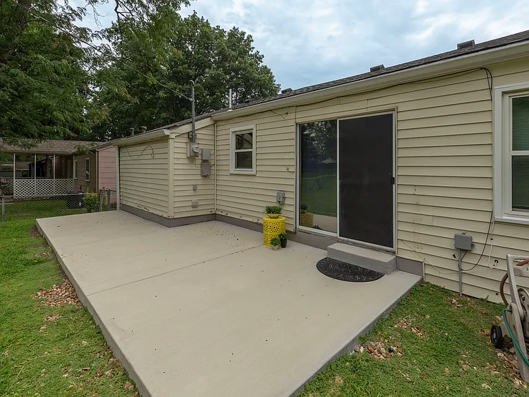 7430 Reeds Ln — Photo 24