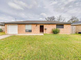 1221 Kitty St, Deer Park, TX 77536