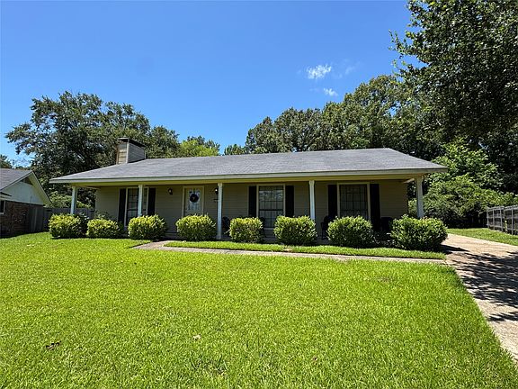 3rd image of 4819 Bramble Way