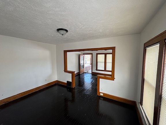 5th image of 1838 E 33rd St #1836