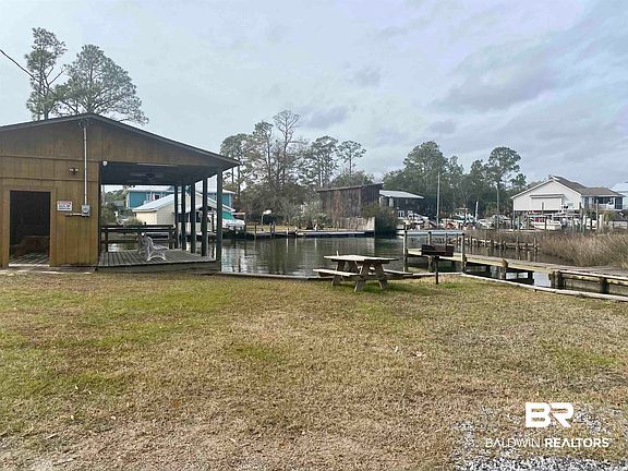 4th image of 4632 Spinnaker Way
