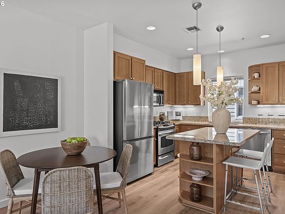 3rd image of 10606 SE Main St APT 204