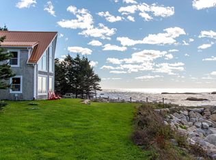 19 Ryers Rd, Indian Harbour, NS B3Z3P9