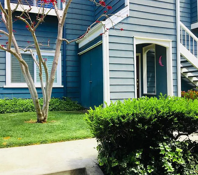 6000 Bixby Village Dr #13 — Photo 11
