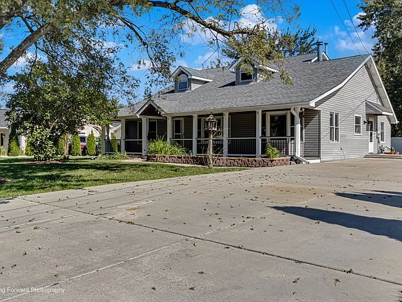 2nd image of 14047 Linder Ave