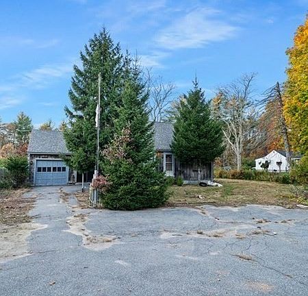 2nd image of 393 Turnpike St