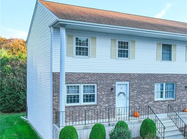 29 Scenery Ln, Johnston, RI 02919