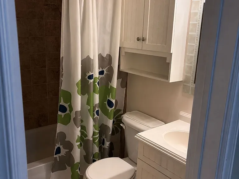 137 Madoc Dr — Photo 24