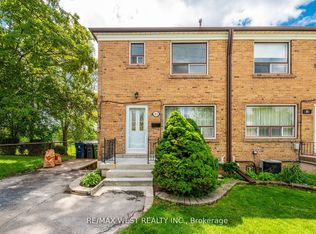 83 East Dr, Toronto, ON M6N2N8