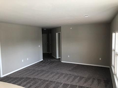 3rd image of 5330 S 117th Ct #7-302