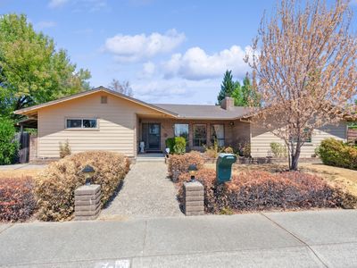 3010 Panorama Dr, Redding, CA, 96003