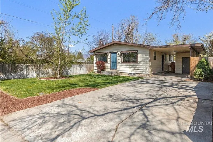 2510 S Broxon St — Photo 11